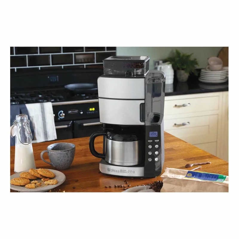 Капельная кофеварка Russell Hobbs 25620-56 Капельная кофеварка Russell Hobbs 25620-56