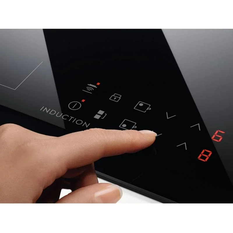 Варочная поверхность Electrolux CIR60430 Варочная поверхность Electrolux CIR60430