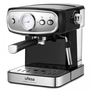 Рожковая кофеварка эспрессо Ufesa CE7244 BRESCIA (71705061)