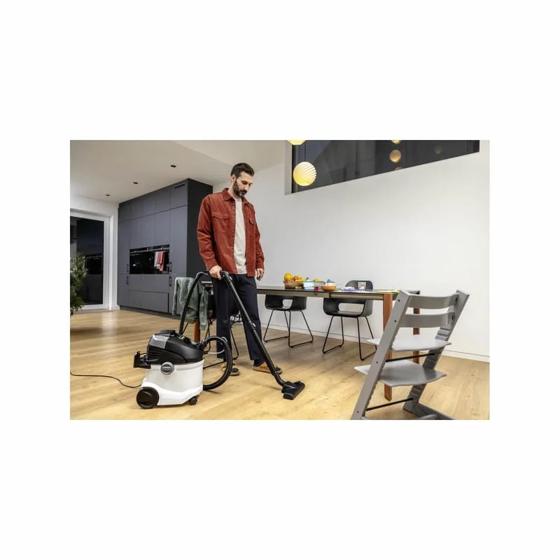 Пылесос Karcher SE 5 (1.081-230.0) Пылесос Karcher SE 5 (1.081-230.0)