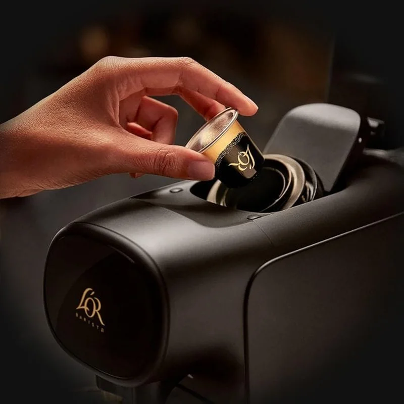 Капсульная кофеварка Philips L'OR BARISTA Sublime (LM9012/60) Капсульная кофеварка Philips L'OR BARISTA Sublime (LM9012/60)